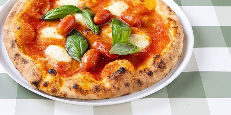 TRATTORIA AL POMPIERE（トラットリア アル ポンピエーレ）