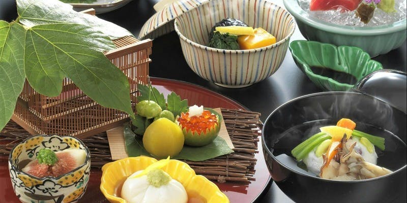 【一休限定／魚菜御膳】季節の八寸、椀物、造里、焼物、季節御飯、デザートなど全7品＋食前酒付