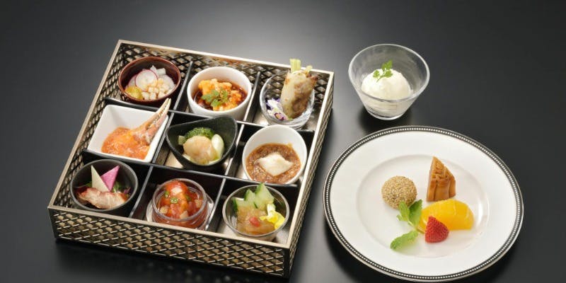 平日限定　彩り飲茶ランチ