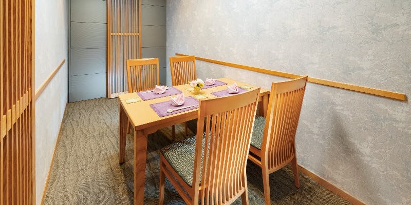 【フリードリンク付き個室プラン 寿】先付、椀物、造り、にぎり8貫にデザートなど