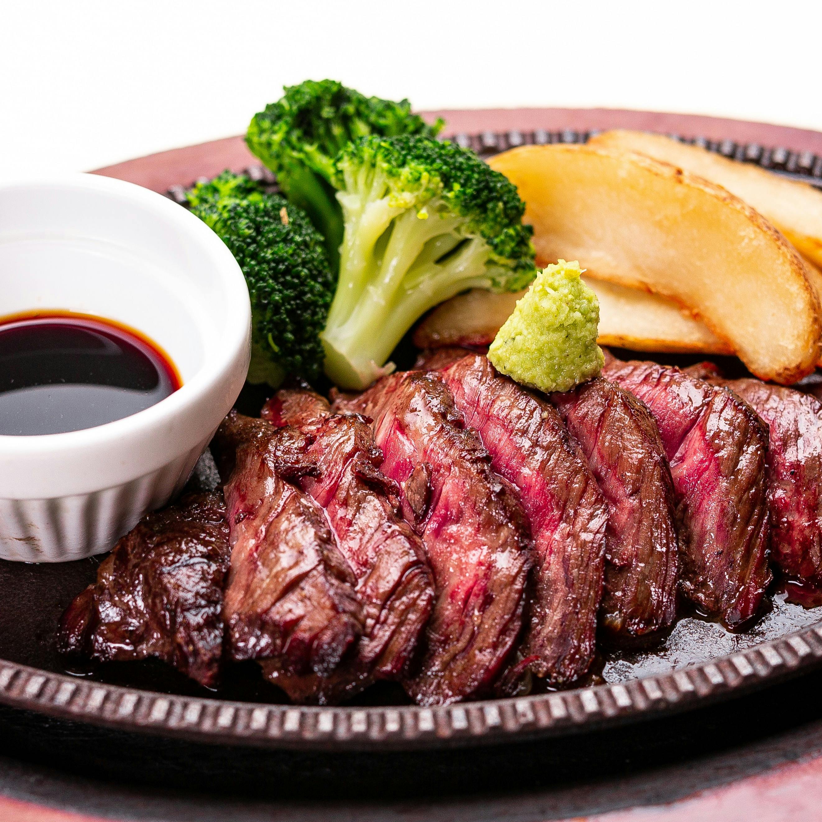 とれび庵／センチュリオンホテル上野 【桜～さくら～】前菜5種、黒毛和牛ステーキなど全5品 ランチ プラン