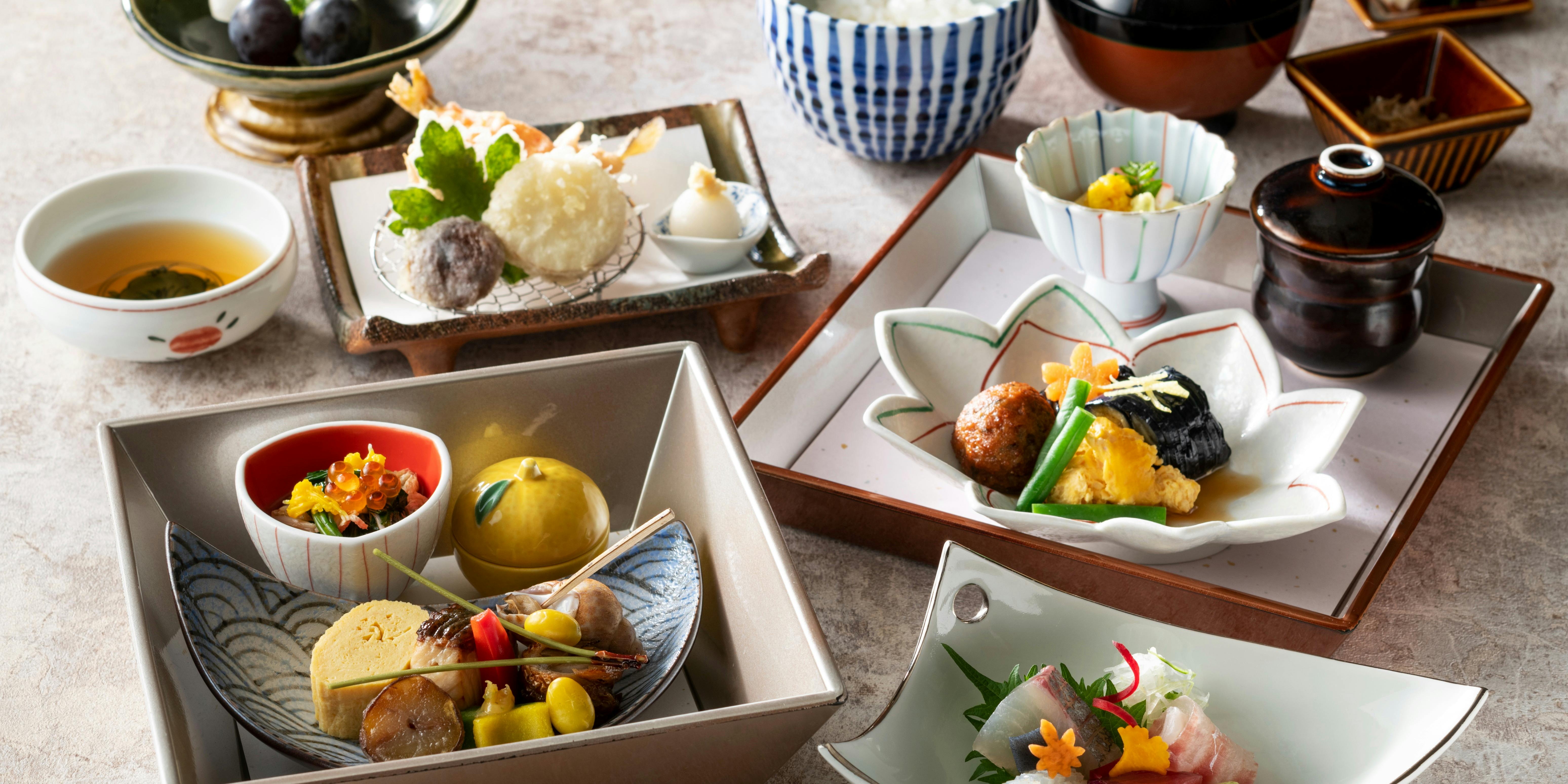 ランチ 日本料理 雲海 ウンカイ Anaクラウンプラザホテル広島 日本料理 一休 Comレストラン