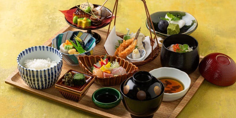 ランチ 日本料理 雲海 ウンカイ Anaクラウンプラザホテル広島 日本料理 一休 Comレストラン