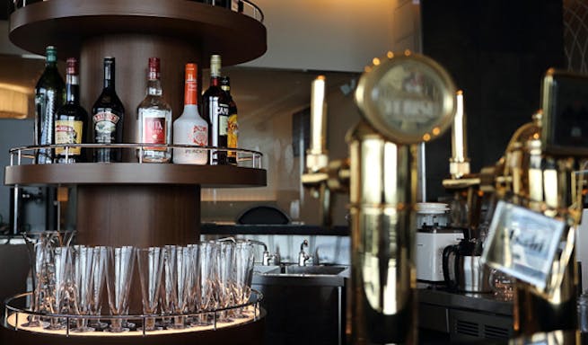 レストラン バー テイルウィンド レストランアンドバー テイルウィンド ザ ロイヤルパークホテル 東京羽田 洋食 バー 和食 一休 Com レストラン