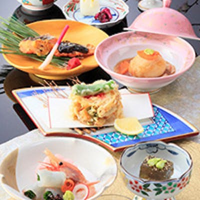 熟練の職人技を散りばめた和食ならではの深い味わい