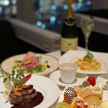 クリスマス ディナー The Grand Cafe Okaimonoモール レストラン