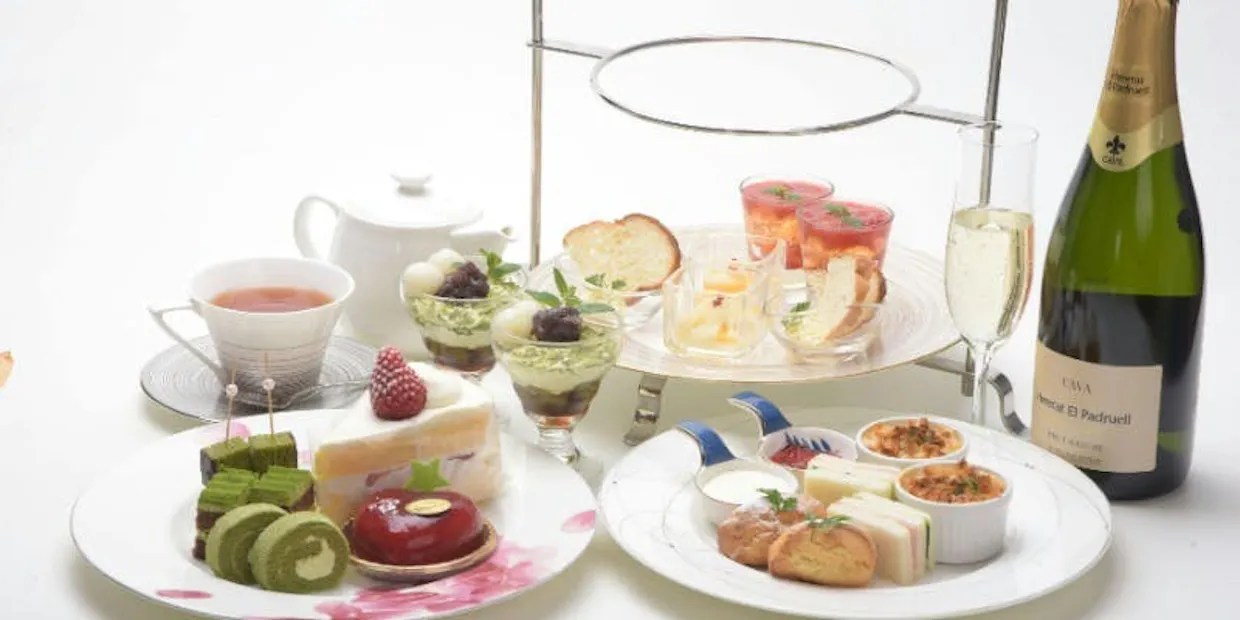 グランカフェの店内