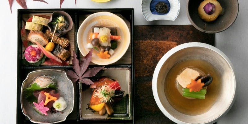 【日本料理 呉竹】松花堂弁当（平日限定）