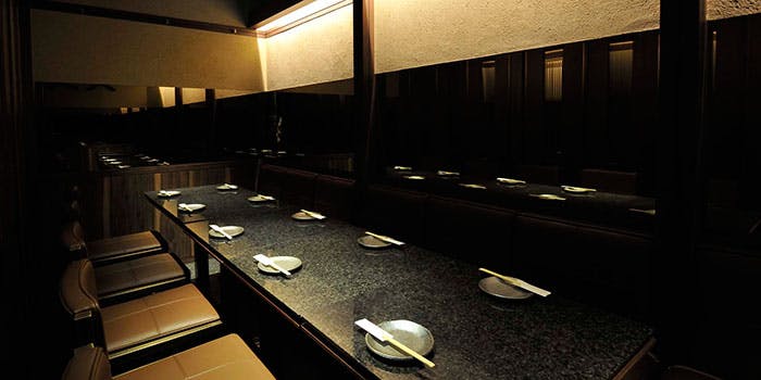 ももたろう 中目黒店 中目黒 炭火焼鳥 鶏料理 一休 Comレストラン