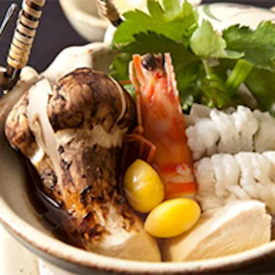 富山が誇る山海の幸、吟味を重ねた器、そして料理人の卓越した技
