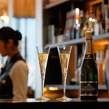 ランチ Bar Plus 大阪マリオット都ホテル19f Okaimonoモール レストラン