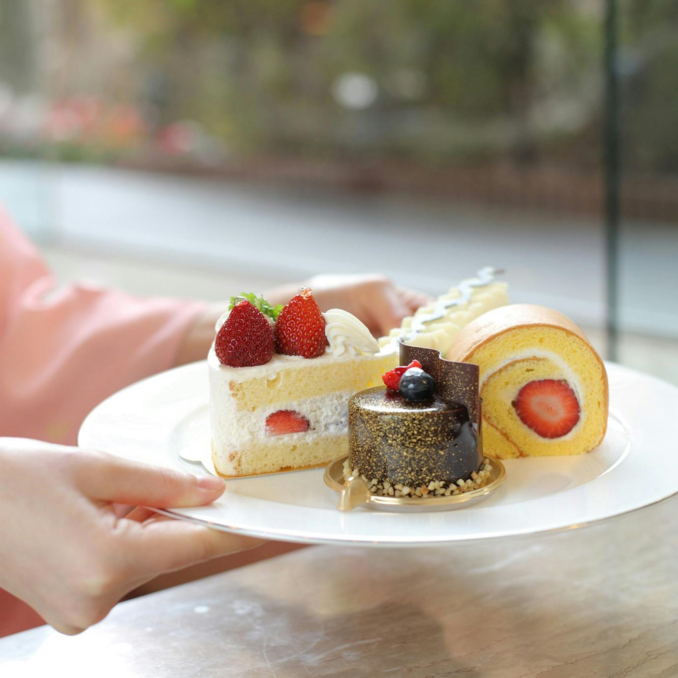 ティー カクテル Koto Lounge Anaクラウンプラザホテル京都 ケーキセット 7 8種類から選べるケーキ ティー 1ドリンク ティー プラン 11512373 メニュー 一休 Comレストラン