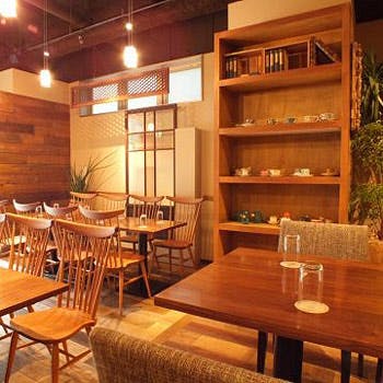 ���2���ڃ~�^�X�J�t�F