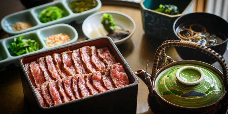 【和牛肉まぶし】