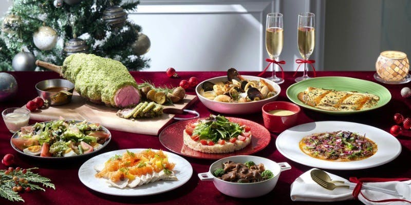 【Xmas2025】12/24・25ランチブッフェ｜ローストポークなど豪華料理が日替り食べ放題＋ソフトドリンクバー