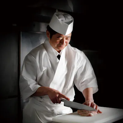 博多で生まれ育まれた味、博多の伝統料理「水たき」
