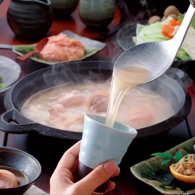 博多で生まれ育まれた味、博多の伝統料理「水たき」
