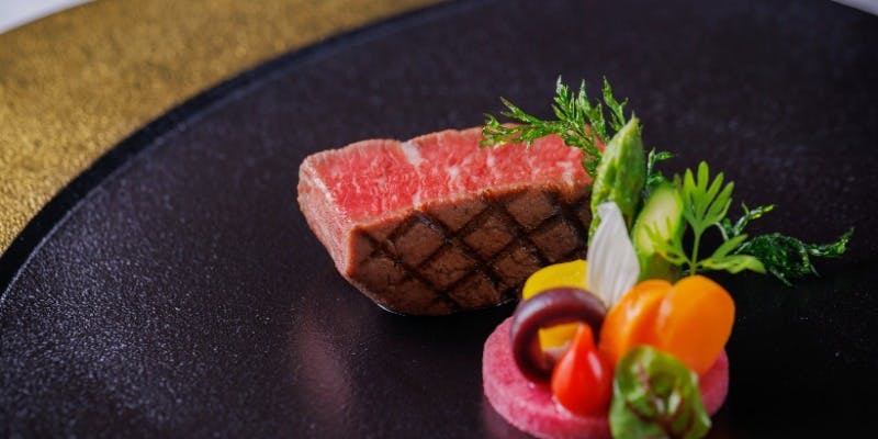 【年末年始プラン】DinnerCourse MENU DE PRAHA ～プラハ～全8品（12/27～1/7）