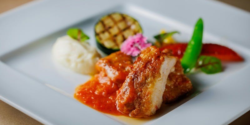 【平日限定】肉料理がメイン本格フレンチ／MENU DE LYRIAL ～リリアル～