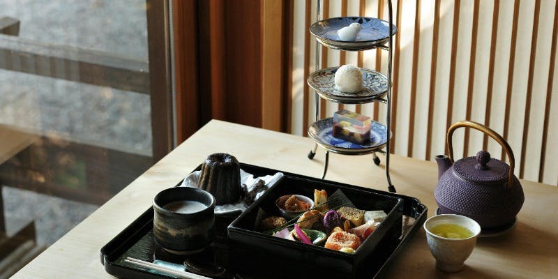 和のアフタヌーンティー＋オリジナル抹茶＋紅茶や日本茶の60分フリーフロー＋シャンパン（土日祝）