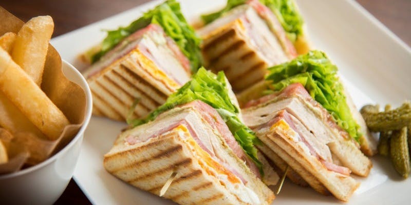 リビングルーム（The Living Room）