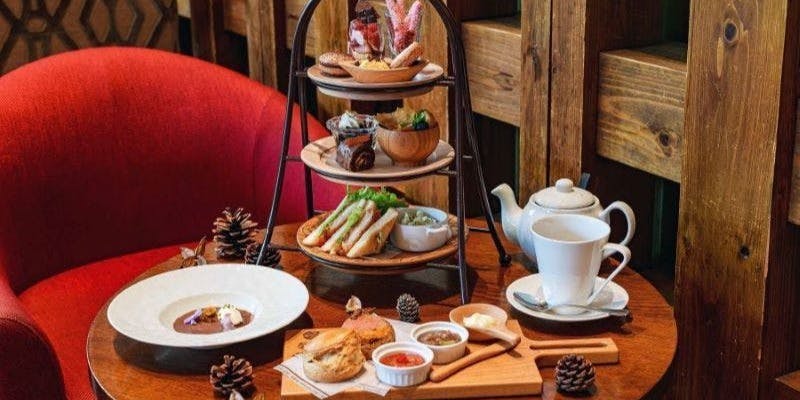 リビングルーム（The Living Room）