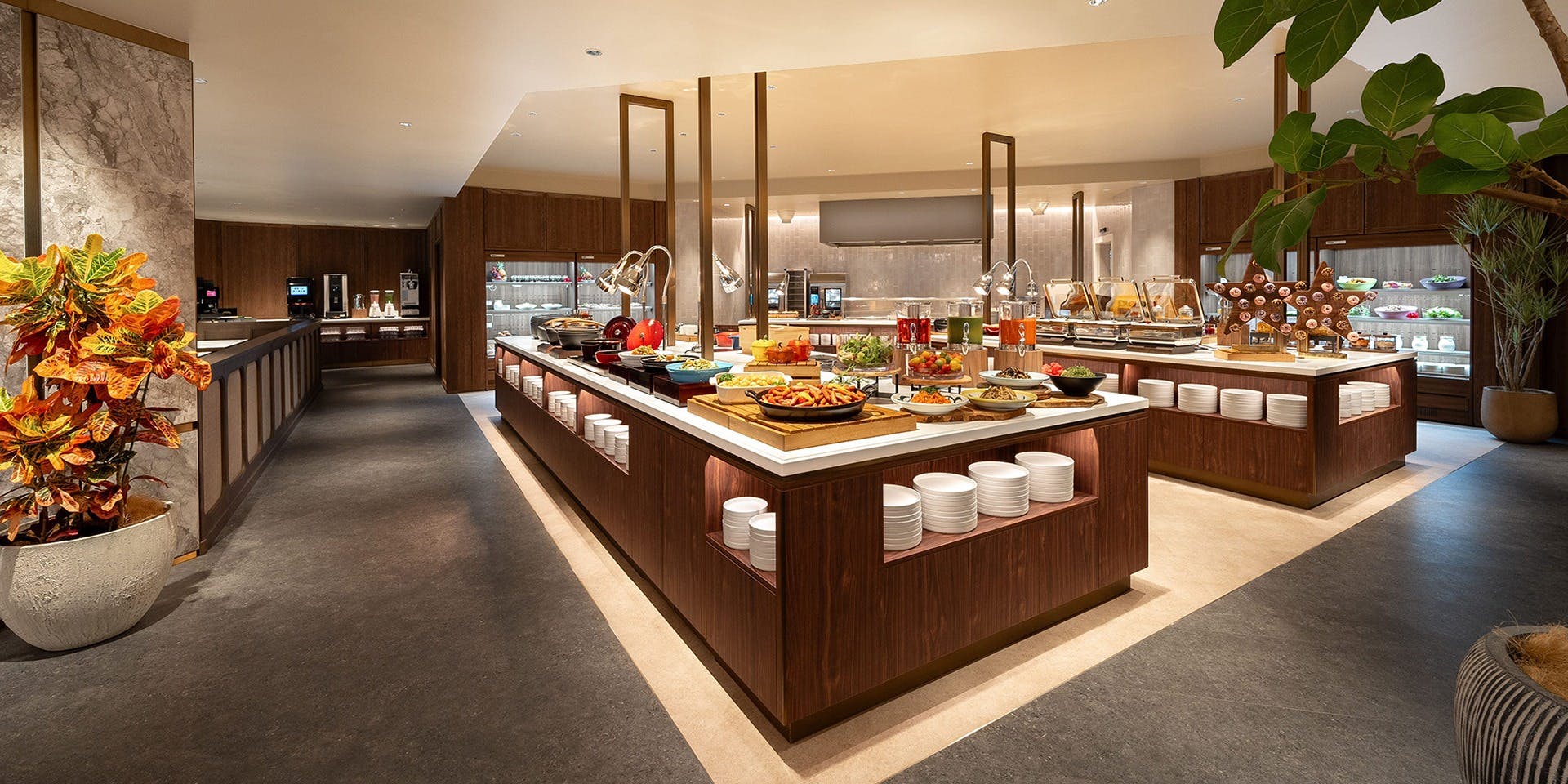 プランタン／沖縄ハーバービューホテル