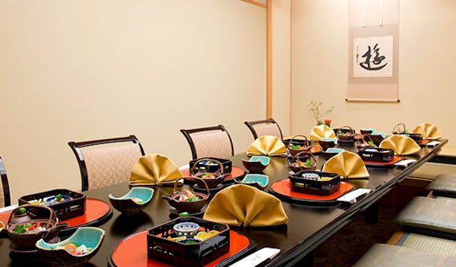 ランチ 日本料理 和泉 ニホンリョウリ イズミ 沖縄ハーバービューホテル 和食 日本料理 一休 Comレストラン