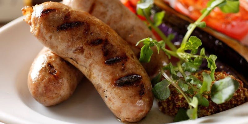 【10周年記念】忘新年会におすすめ 牛×豚3種ミートグリルを味わうパーティープラン＋80種以上2H飲み放題