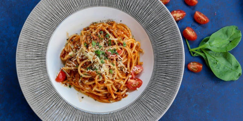 【カジュアルランチ】サラダ＋選べるメインプレート