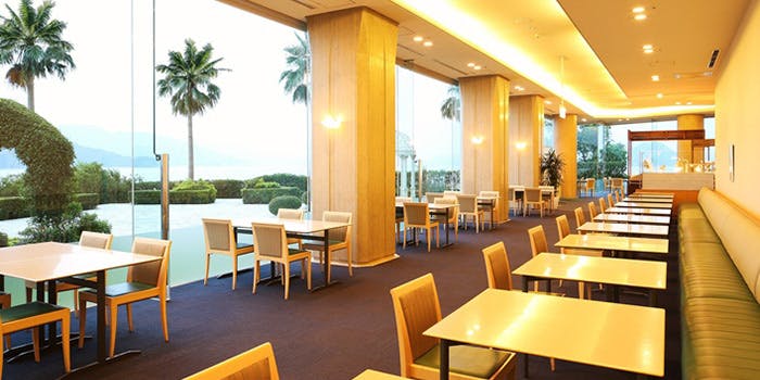 ブッフェレストラン ポルト グランドプリンスホテル広島 ご予約制 日帰り温泉 ランチプラン お食事の後に温泉でゆったりとした時間を ランチ プラン 10632399 メニュー 一休 Comレストラン