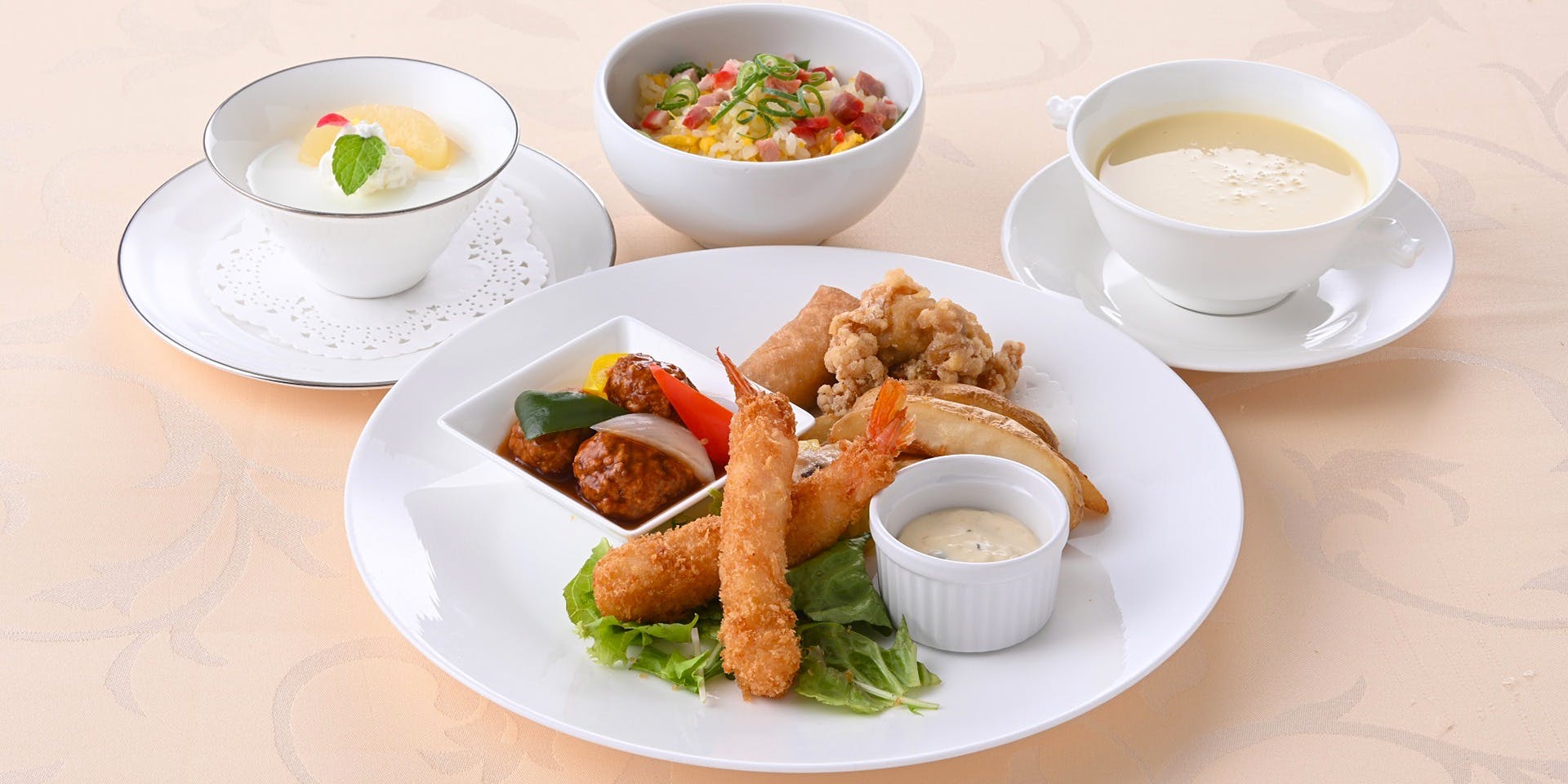 中国料理 李芳（リホウ）