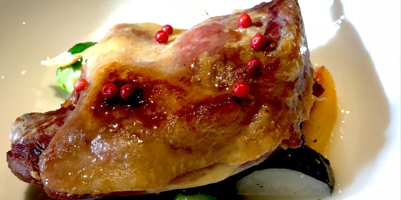 【Xmas2025】合鴨肉のコンフィ＋仏産エシレバターとオマール海老まぜそば！ロワール産貴腐ワイン付デザート