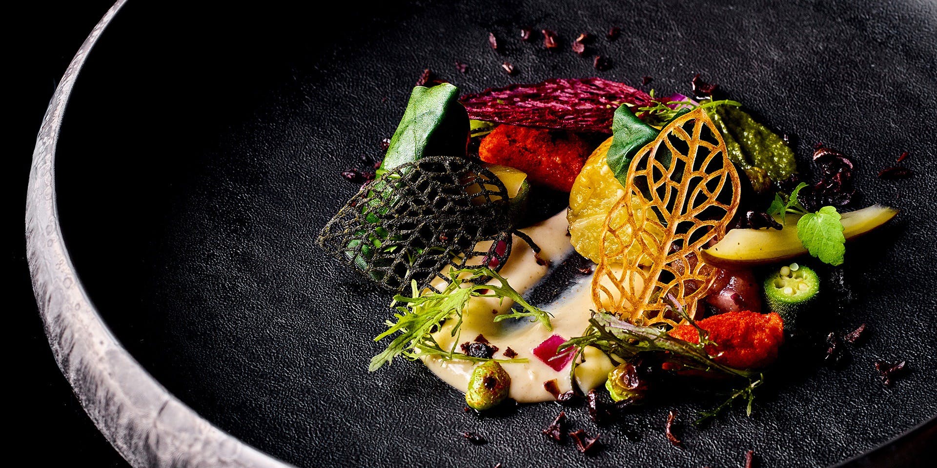 ザ モメンタム バイ ポルシェ（The Momentum by Porsche）