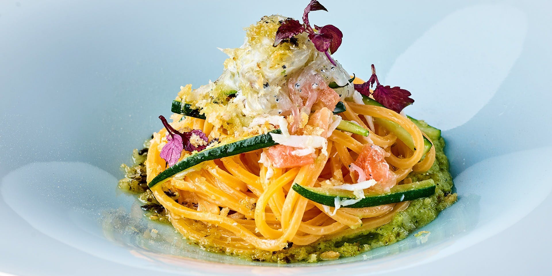 ザ モメンタム バイ ポルシェ（The Momentum by Porsche）