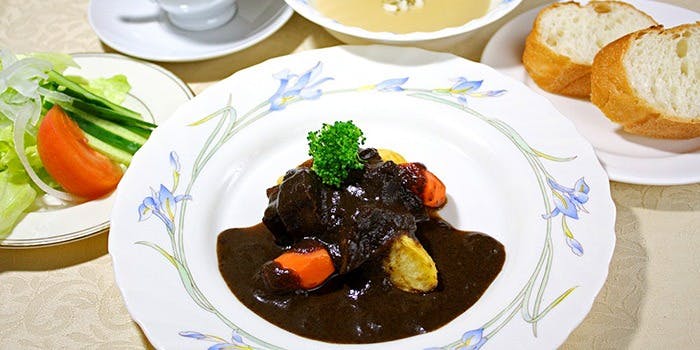 網焼ビフテキ小松屋（コマツヤ）