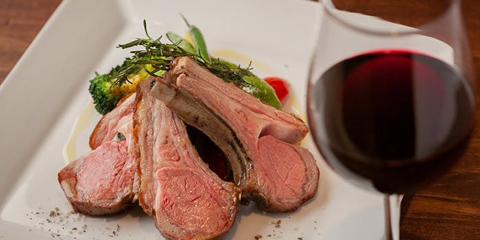 アデッソ（Adesso）