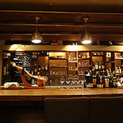 酒場という名の大人のメシ屋で素敵な時間をお過ごしください