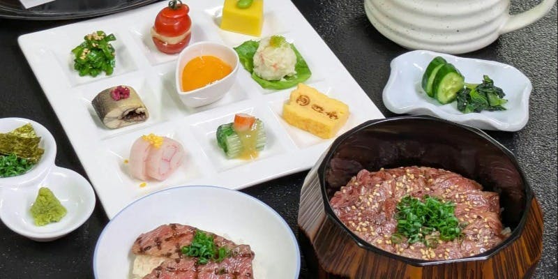 【特選牛ひつまぶしと彩り八寸】全5品