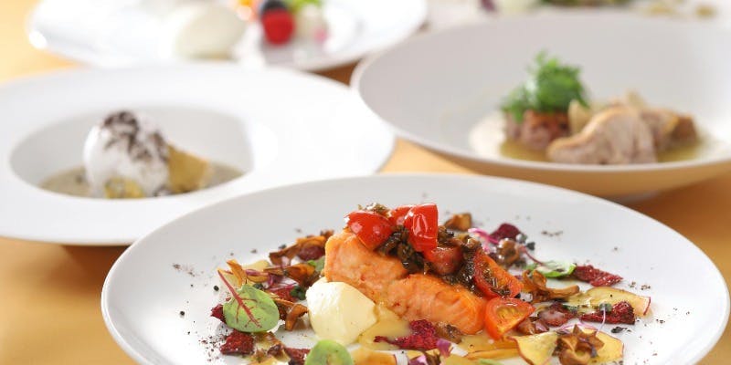 【LUCE】3種の生ビール含む90分飲み放題＋京鴨とフォアグラのポトフなど全5品