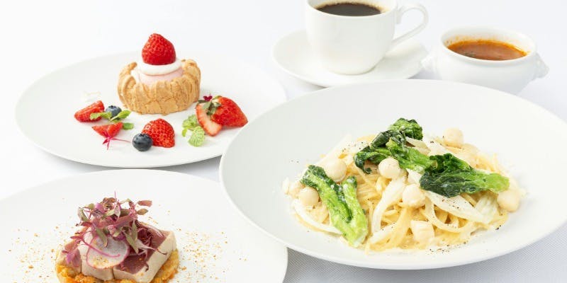 【ランチセット】オードブルサラダや選べるメインなど全4品×ドリンクバー付（席数限定）