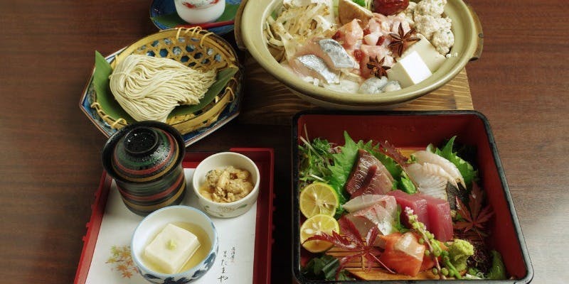 【薬膳玉ちゃんこ鍋コース】