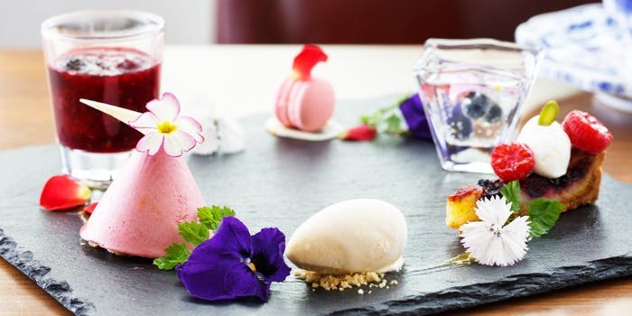 ラウンジ＆バー ハカタガワ（Lounge & Bar HAKATAGAWA）