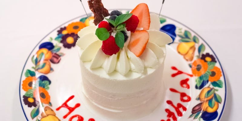 【お誕生日プラン】カンサトゥールのフルコースにお祝いホールケーキ1台付き！＋選べる食前酒付き