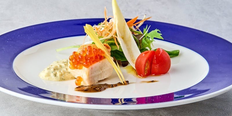 【Menu Degustation】厳選の北海道食材をお楽しみ頂くおすすめコース、食前酒サービス