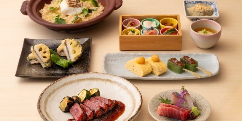 【華】黒毛和牛の炙りと鯛と三つ葉の土鍋ご飯　全8品お食事のみ　5400円