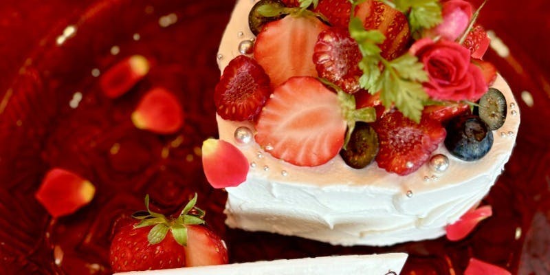 【アニバーサリーディナー】パスタや肉魚Wメインなど全7皿＋乾杯シャンパン＋ホールケーキ（窓際）