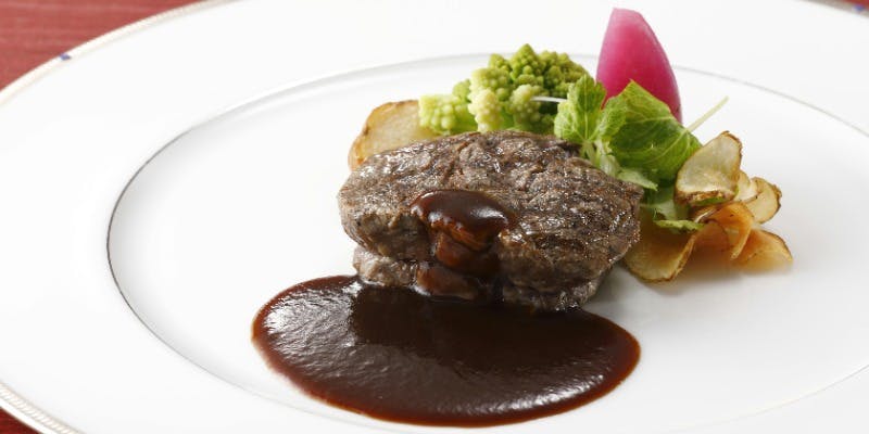 【個室確約プラン】MenuB前菜2品や牛ヒレのグリルやお魚料理のWメイン
