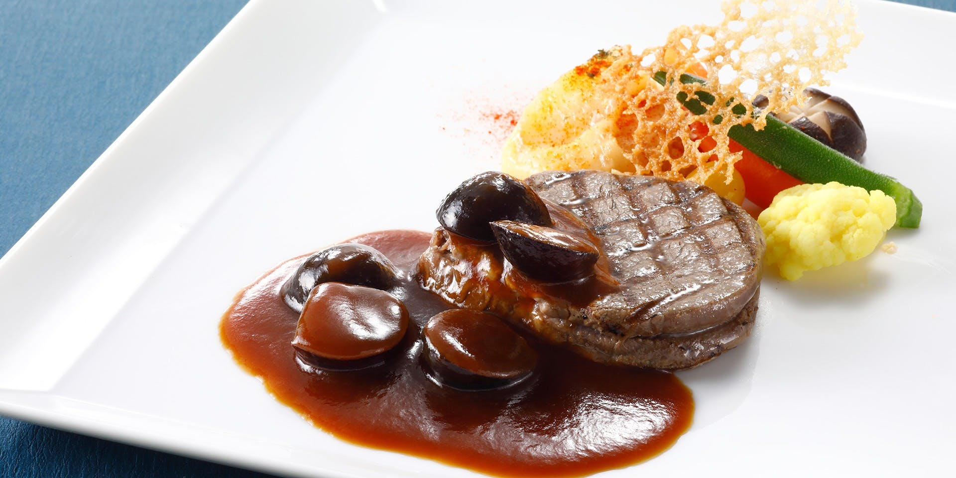 レストラン SAKURA／国際文化会館 - 画像9