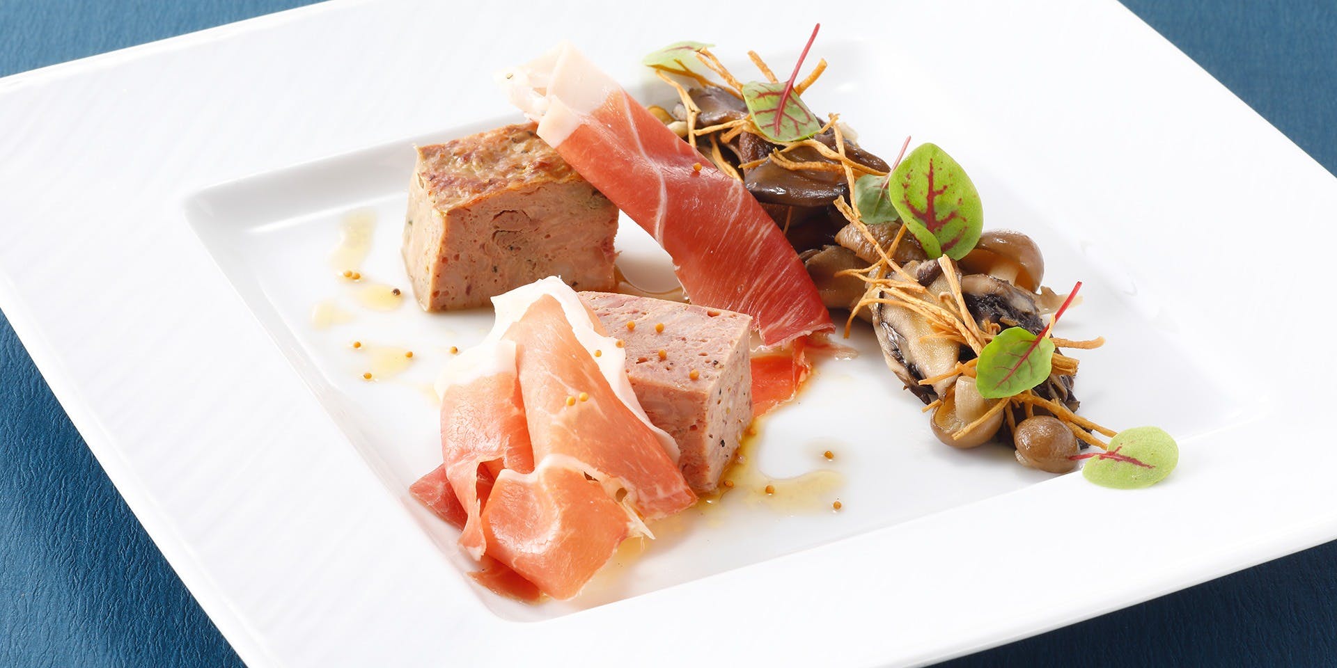 レストラン SAKURA／国際文化会館 - 画像7